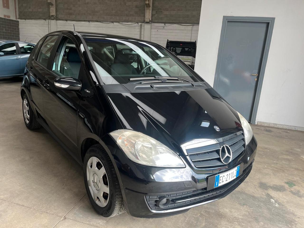 Mercedes-benz A 150 BlueEFFICIENCY Avantgarde