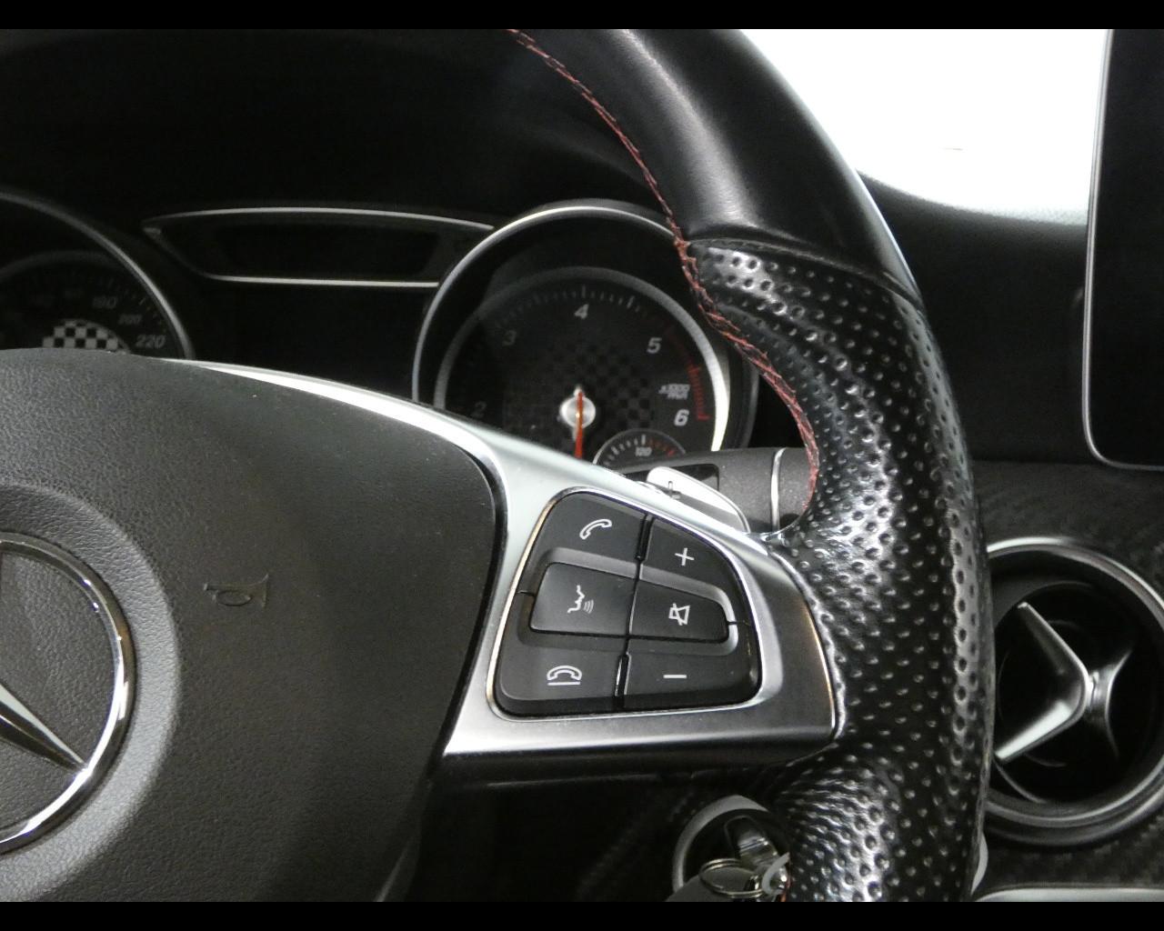 Mercedes-Benz Classe A (W176) - A 200 d Automatic Premium