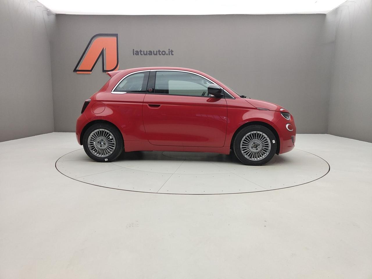 FIAT 500e 500E 95CV RED