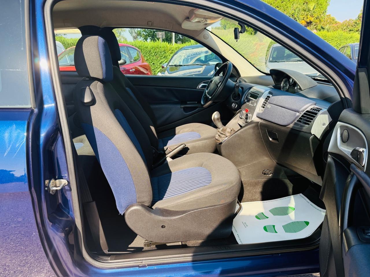 Lancia Ypsilon 1.3 MJT 90 CV Oro Giallo