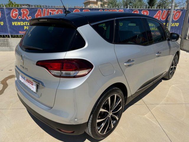 RENAULT Scenic ENERGY INITIALE PARIS