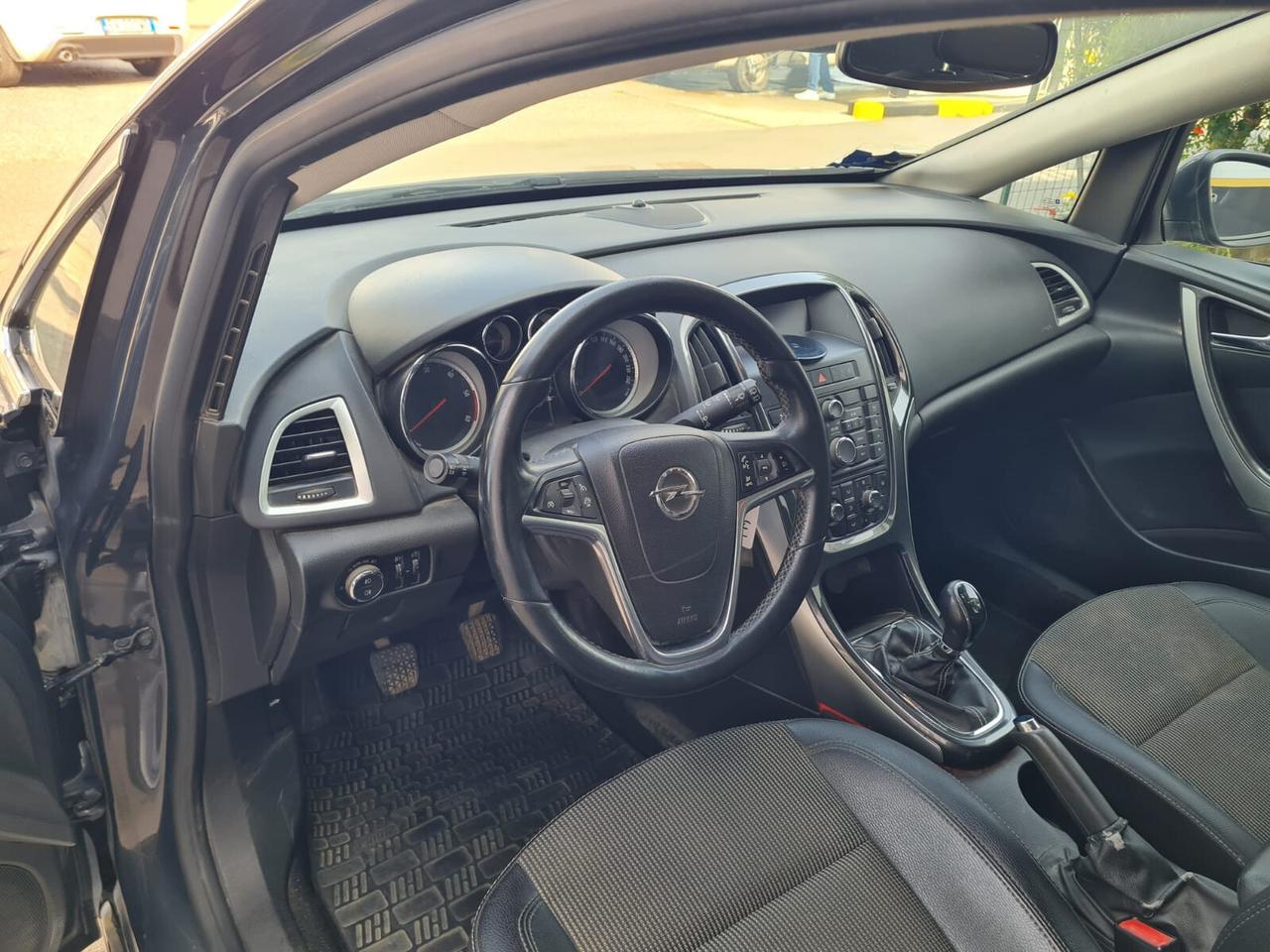 Opel Astra 1.7 CDTI PER COMMERCIANTI 110CV 5 porte Cosmo
