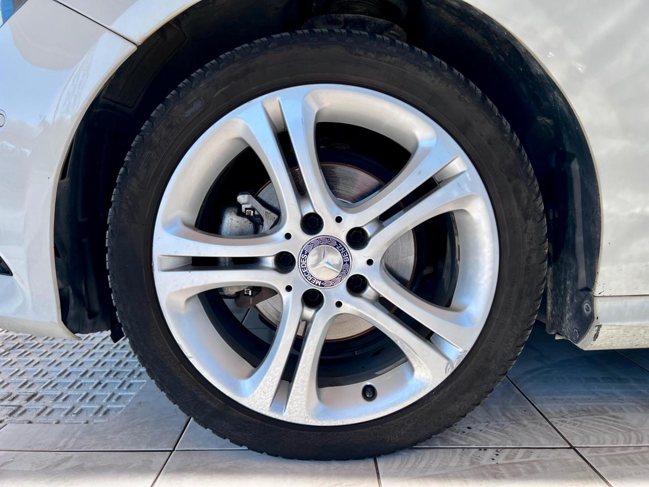 MERCEDES Classe A (W176) A 180 CDI Automati...
