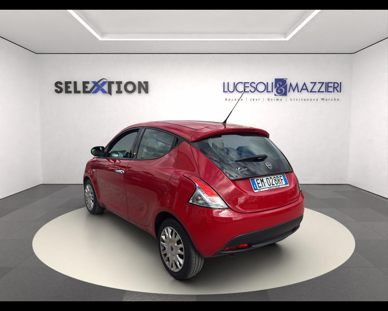 LANCIA Ypsilon 3ª serie - Ypsilon 0.9 TwinAir 85 CV 5 porte S&S Gold