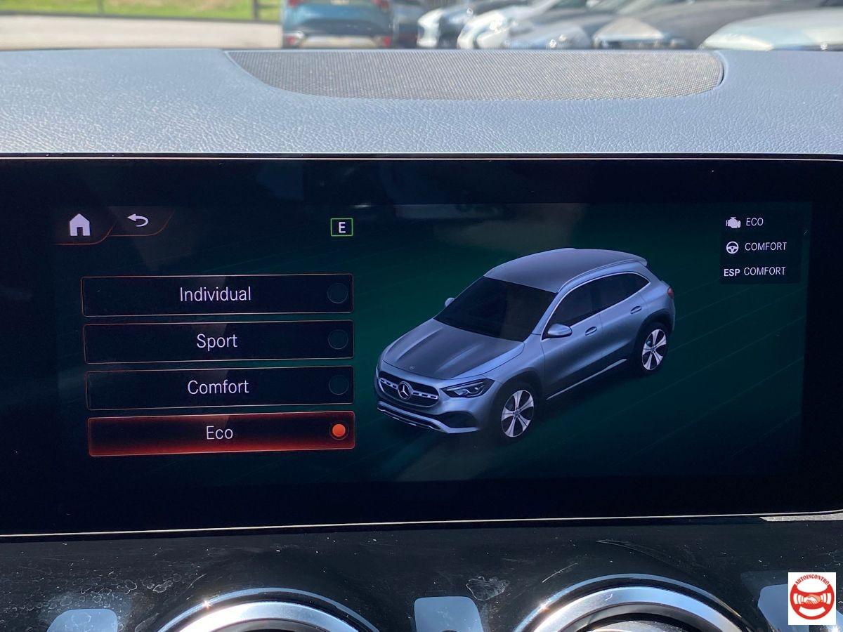 MERCEDES - Classe GLA - 200 d Automatic Sport Plus