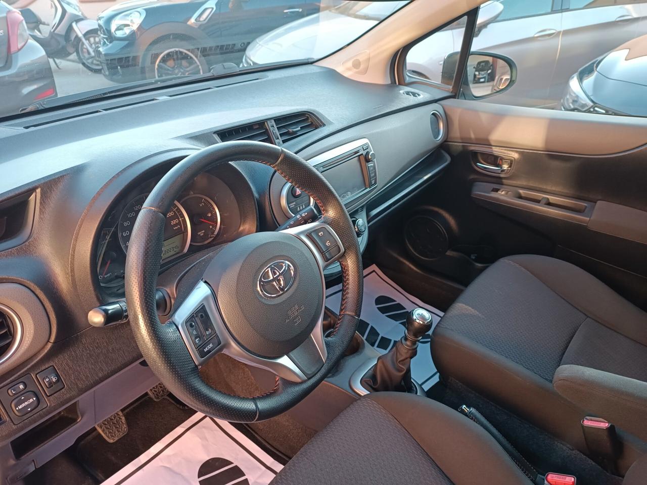 Toyota Yaris 1.4 D-4D 5 porte Active M-MT