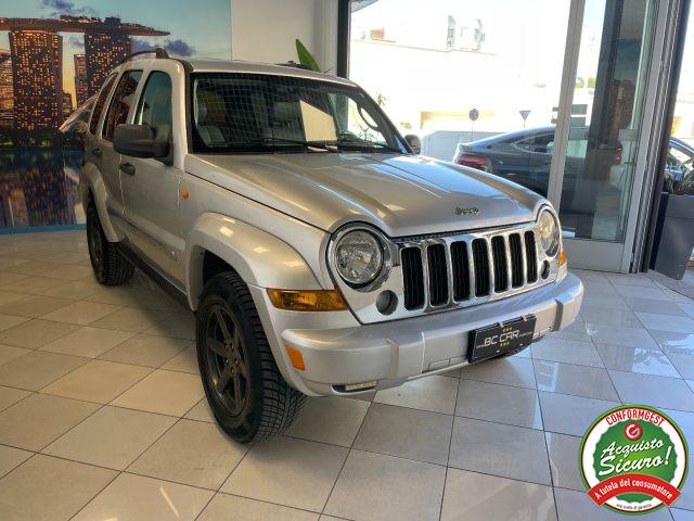 JEEP Cherokee 2.8 CRD Autom. Limited *GANCIO TRAINO