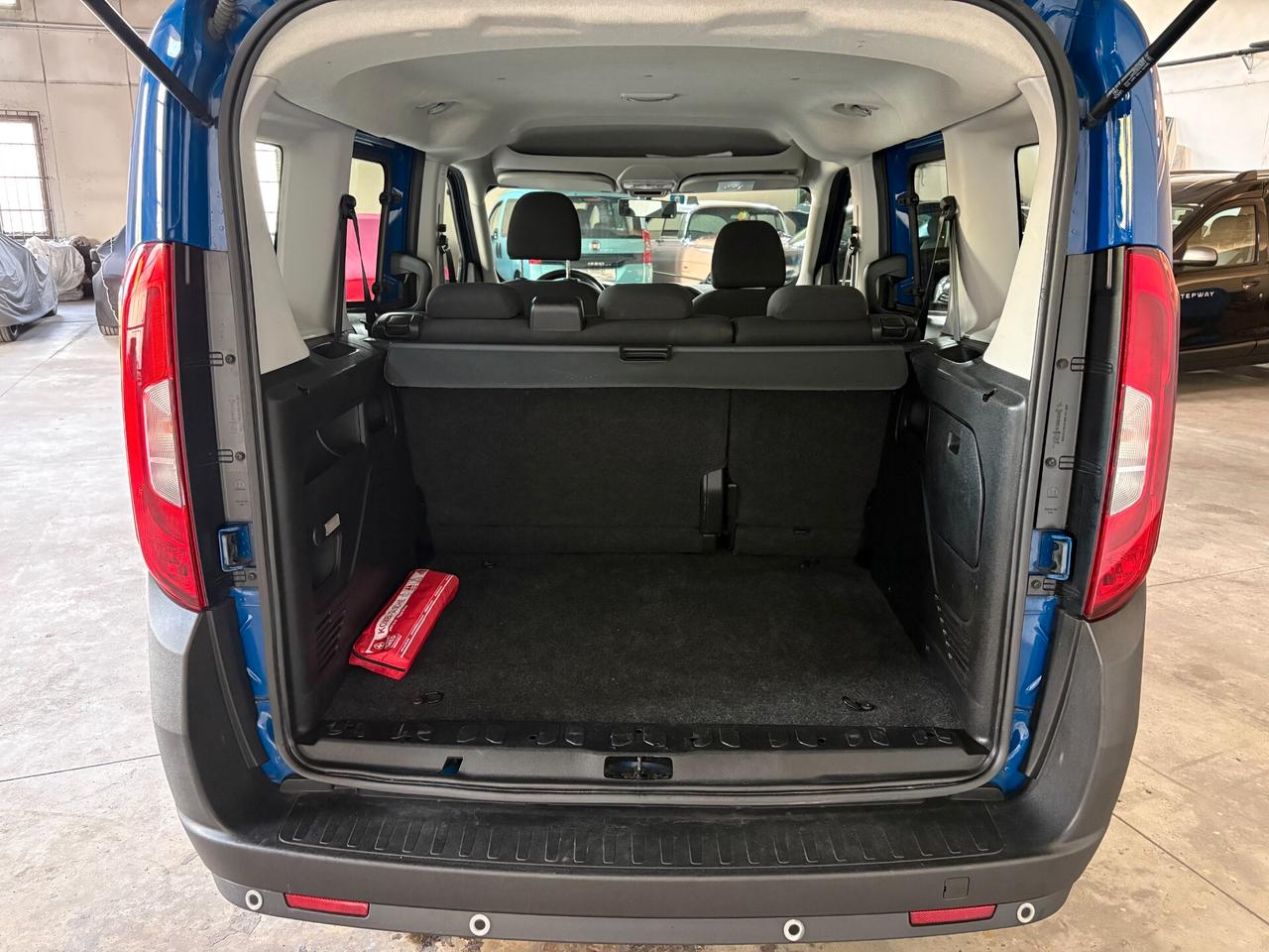 Fiat Doblò 1.4 16v 95Cv AUTOVETTURA