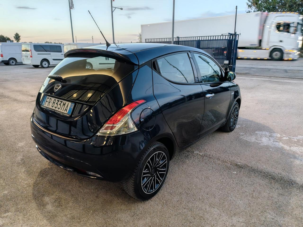 Lancia Ypsilon 1.3 MJT 16V 95 CV 5 porte S&S Platinum