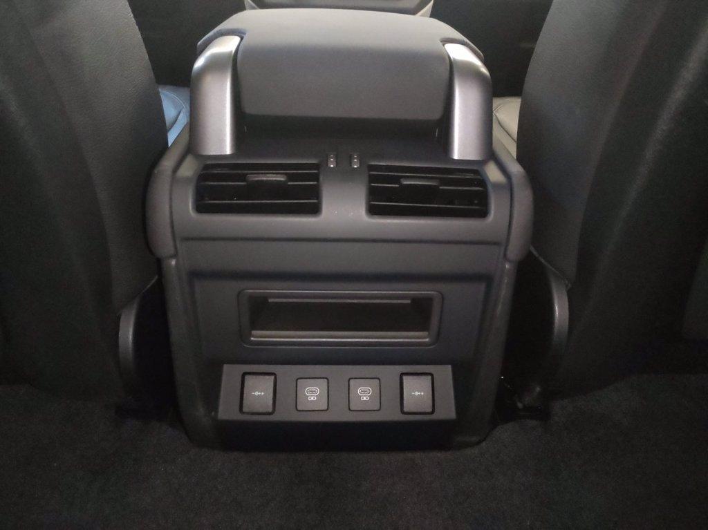 LAND ROVER Defender 90 3.0d i6 mhev se awd 250cv auto del 2021