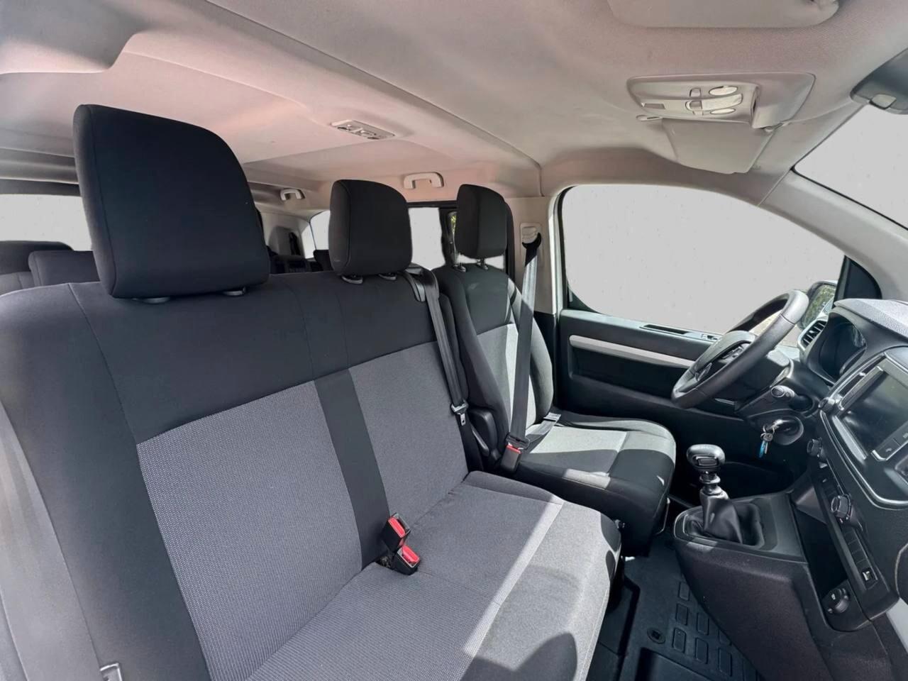 Peugeot Traveller BlueHDi 100 S&S Compact Business 01/2020