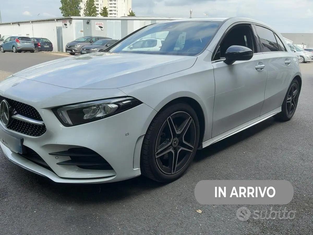 Mercedes A 180 Premium AMG Line 7G-DCT