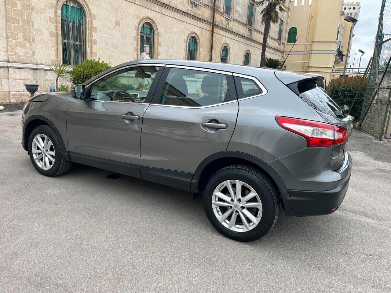 Nissan Qashqai 1.5 dCi Tekna Navi Full