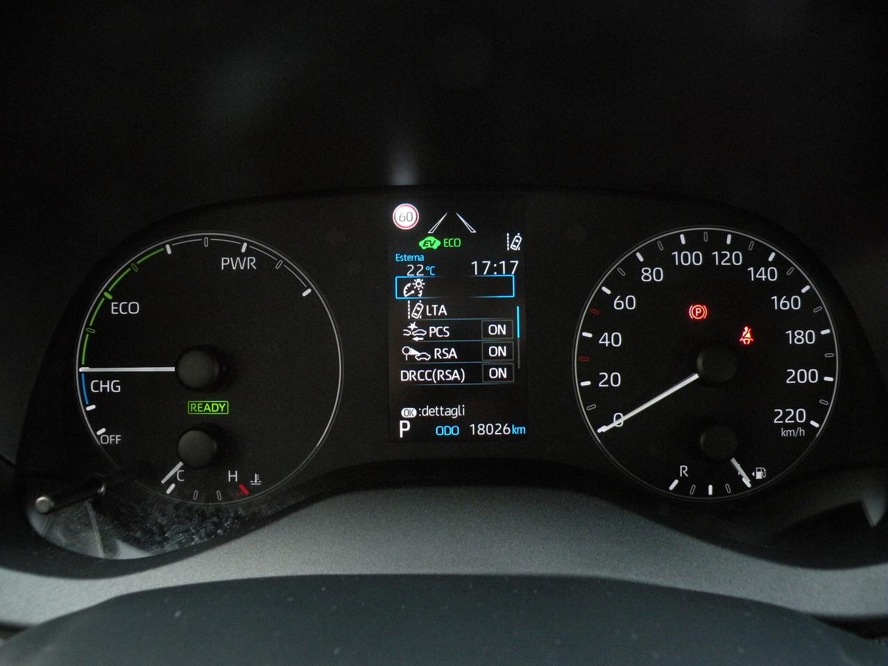 TOYOTA YARIS HYBRID - NOLEGGIO