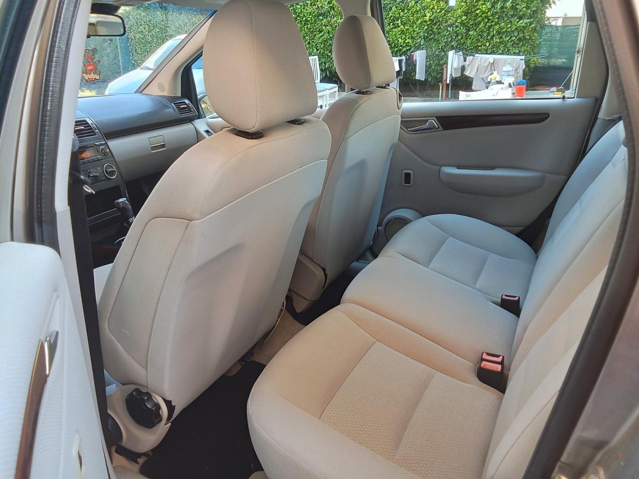 Mercedes-benz A 150~NEOPAT~150.000~GARANZIA~2006