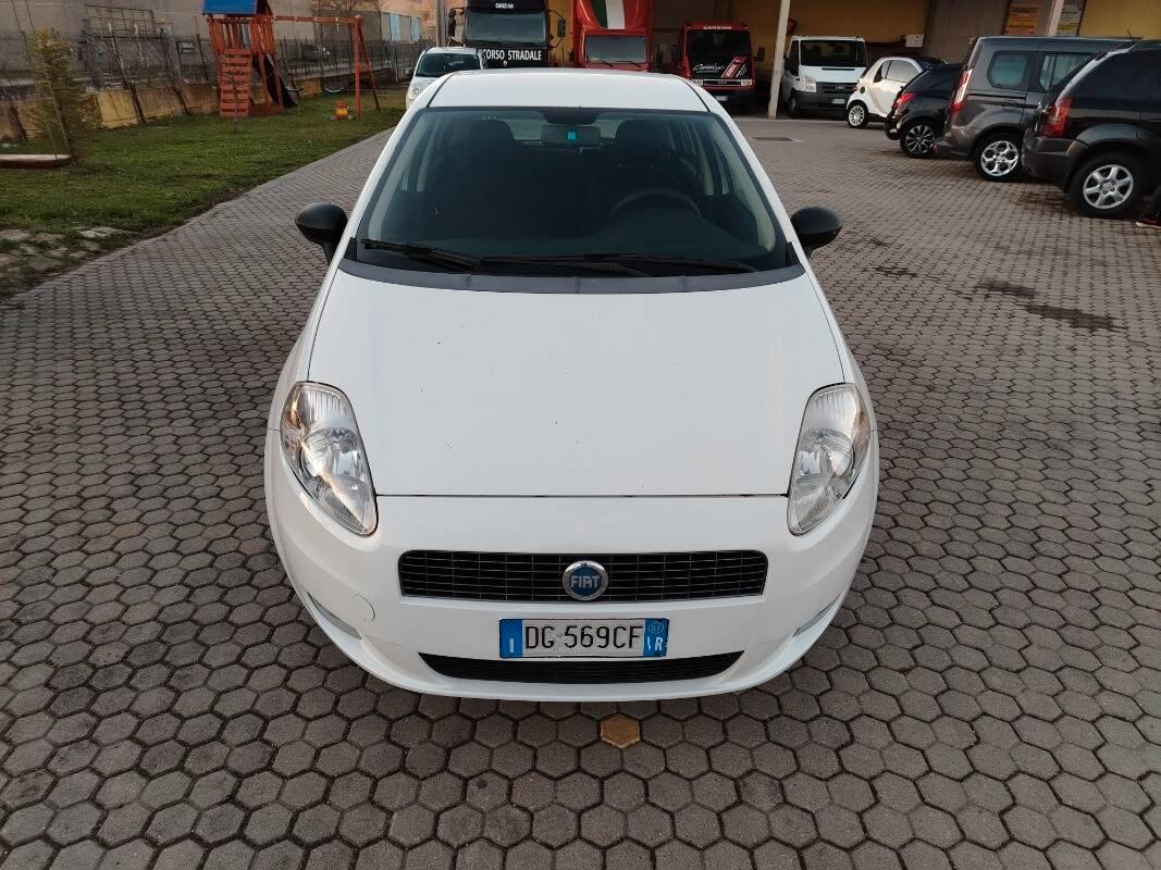 Fiat Punto 1.4 Dynamic 77cv 5p