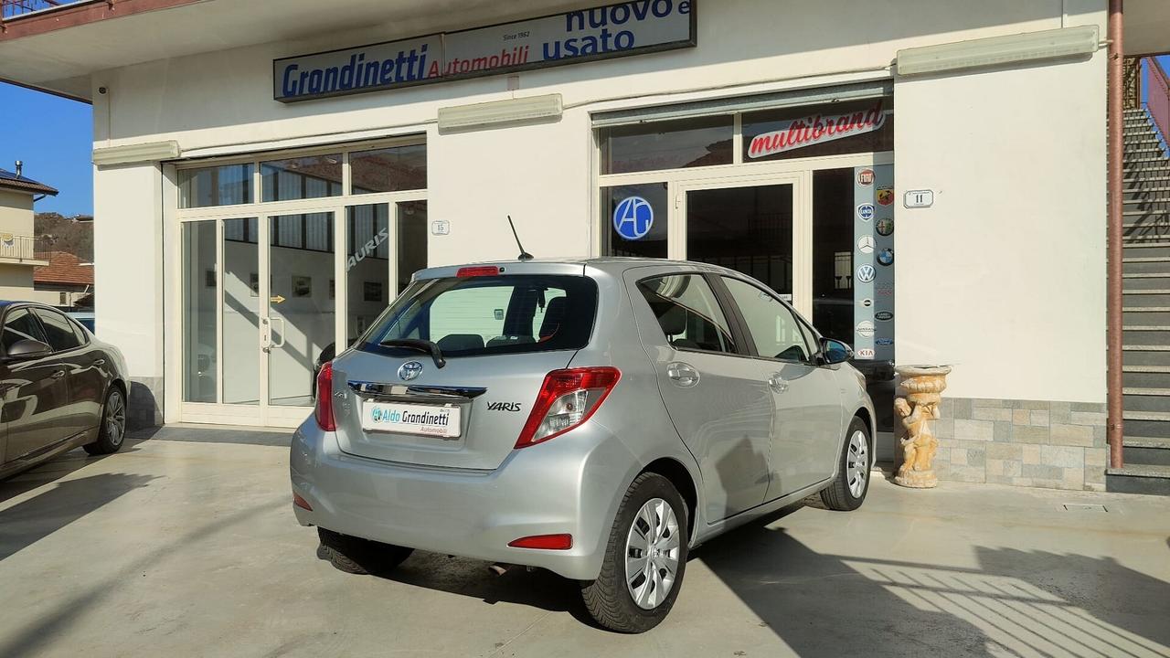 Toyota Yaris 1.4 D-4D Lounge anno 2013