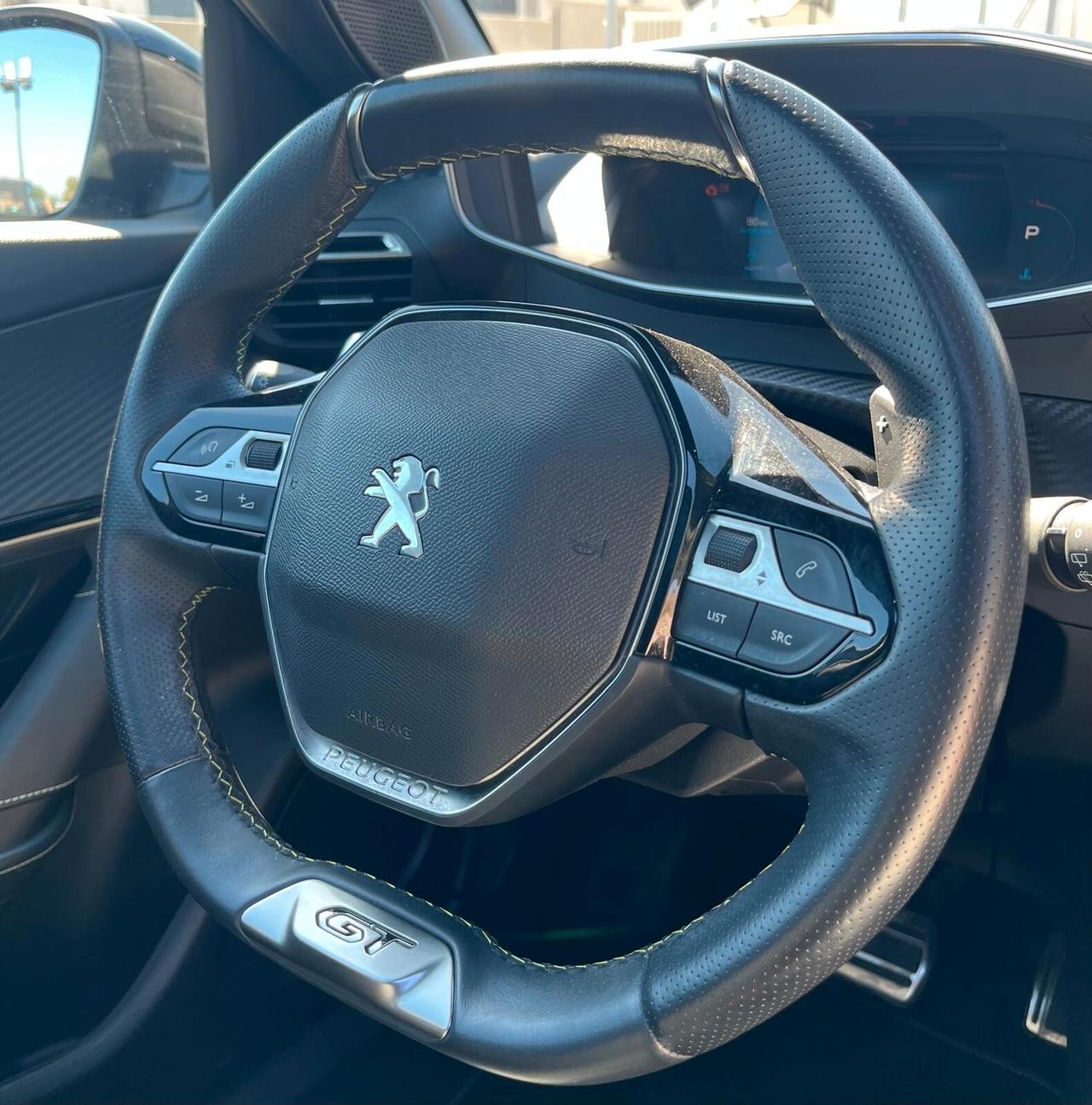 Peugeot 2008 GT 130 EAT8