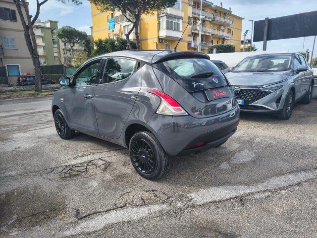LANCIA Ypsilon 0.9 TwinAir 85 CV 5 porte Metano Ecochic Elefantin