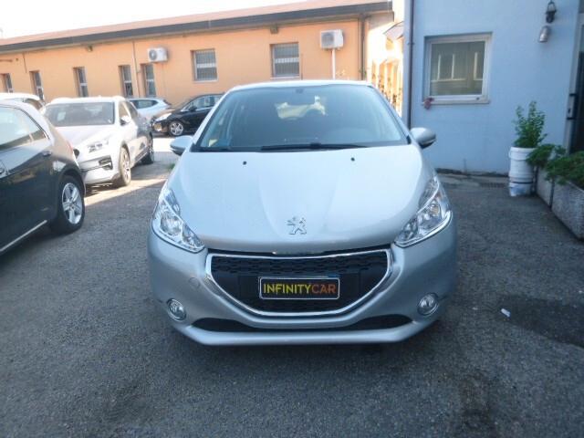 Peugeot 208 1.2 VTi 82 CV 5 porte Active NEOPATENTATI