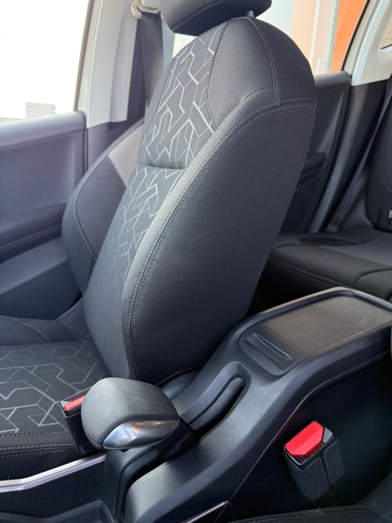 Peugeot 2008 1.4 HDi 68cv Neo Patentati