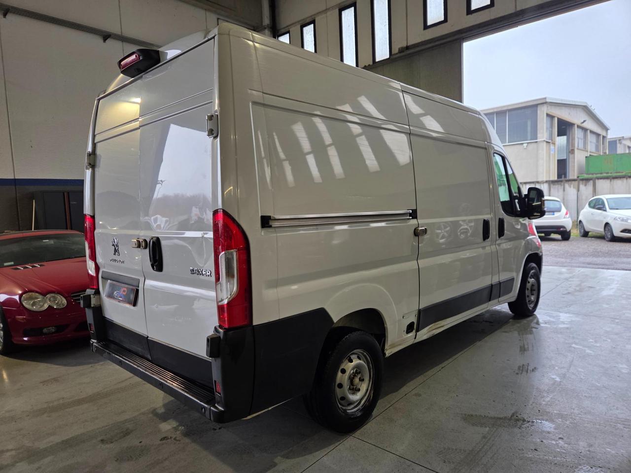 PEUGEOT Boxer 335 2.2 bluehdi 140cv S&S L2H2 + IVA