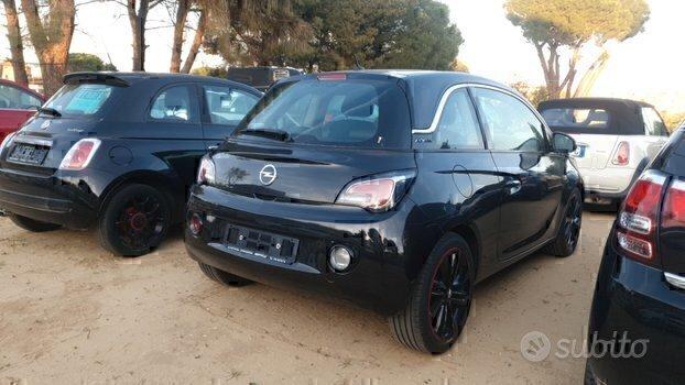 Opel Adam 1.4 Adam black and red