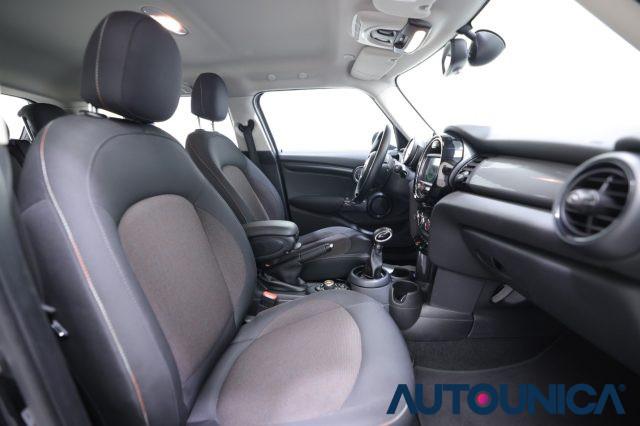 MINI Cooper 1.5 COOPER BOOST 5 PORTE AUTOMATICA