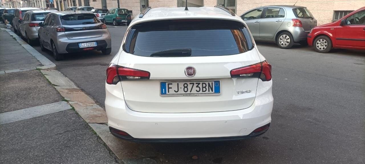 Fiat Tipo 1.4 T-Jet 120CV GPL SW Lounge