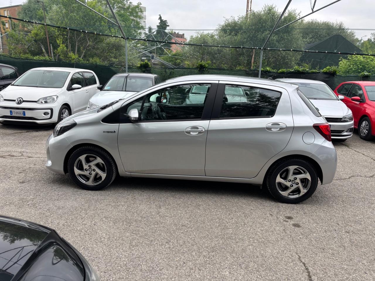 Toyota Yaris 1.5 Hybrid 5 porte Style OK NEOPATENTATI