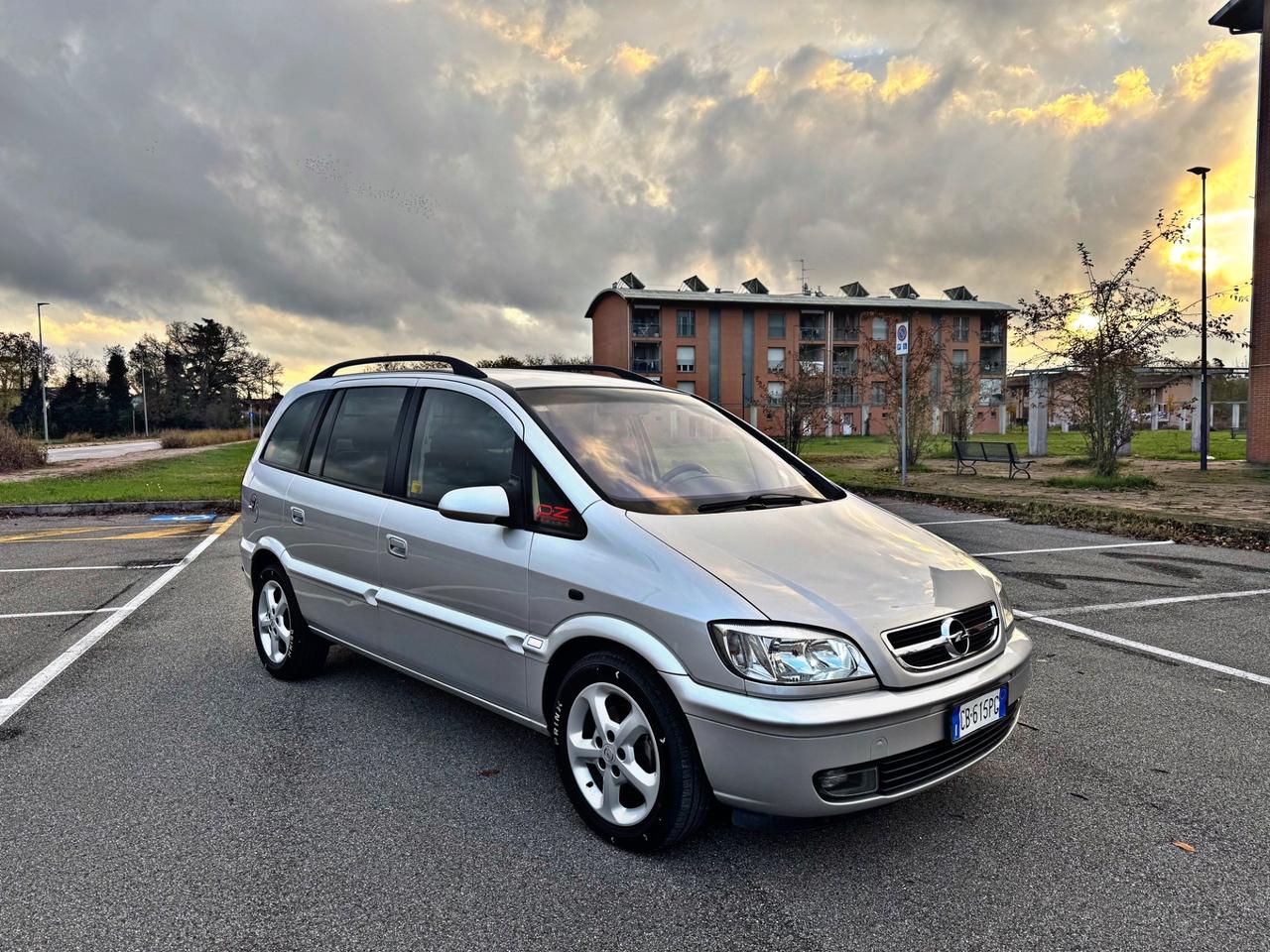 Opel Zafira 2.0 16V DTI cat Club