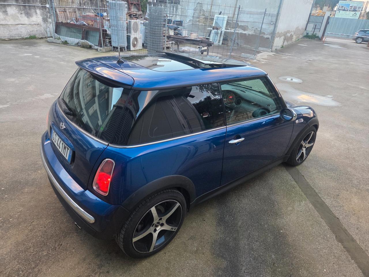 Mini 1.4 tdi One D de luxe