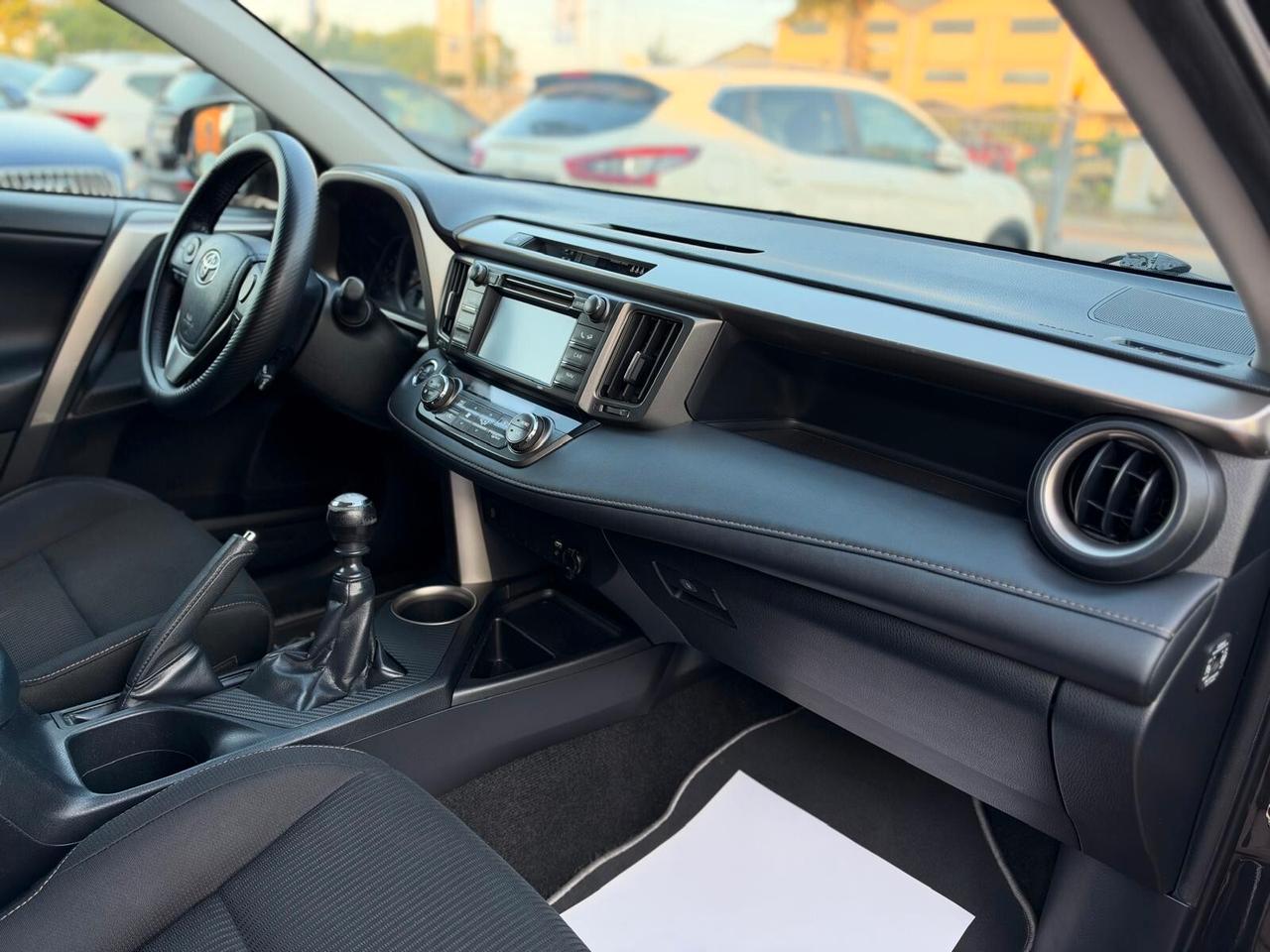 Toyota RAV 4 RAV4 2.0 D-4D 2WD Style