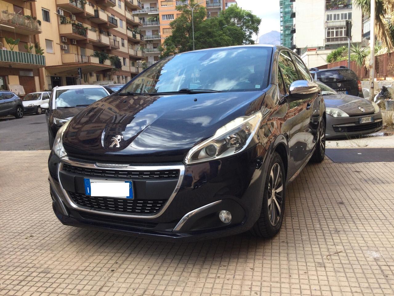 Peugeot 208 1.2 Allure 5 porte
