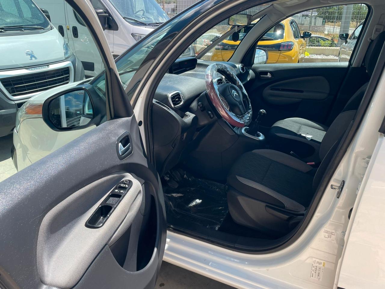 Citroen C3 Picasso 1.6 HDi 90 Exclusive pari al nuovo