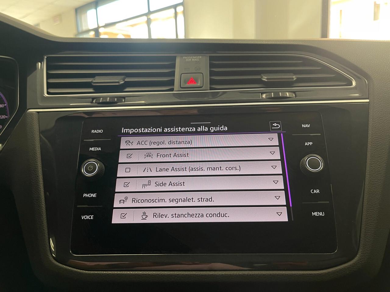 Volkswagen Tiguan 2.0 TDI 150cv SCR DSG R-Line