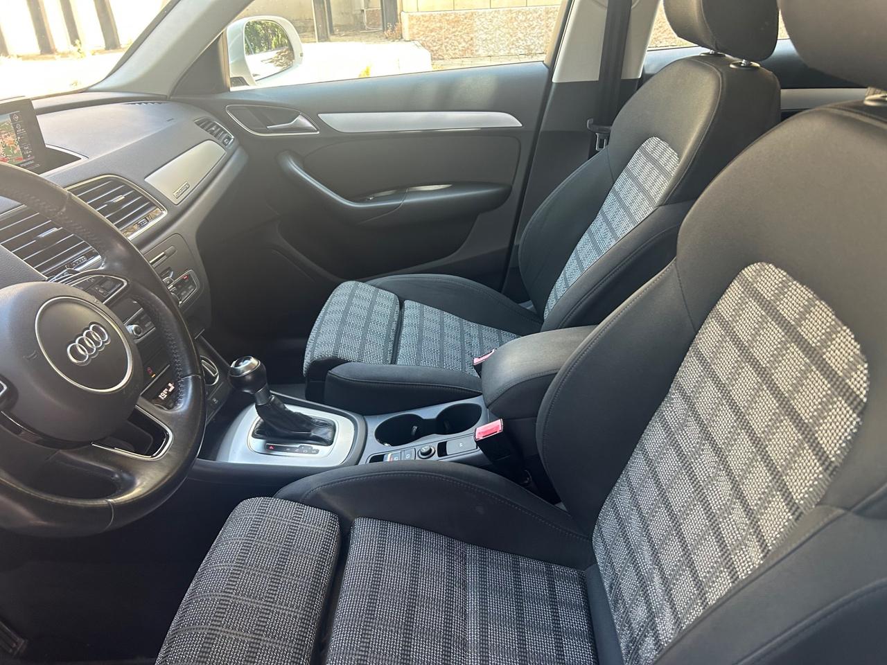 Audi Q3 2.0 TDI 150 CV quattro S tronic Sport