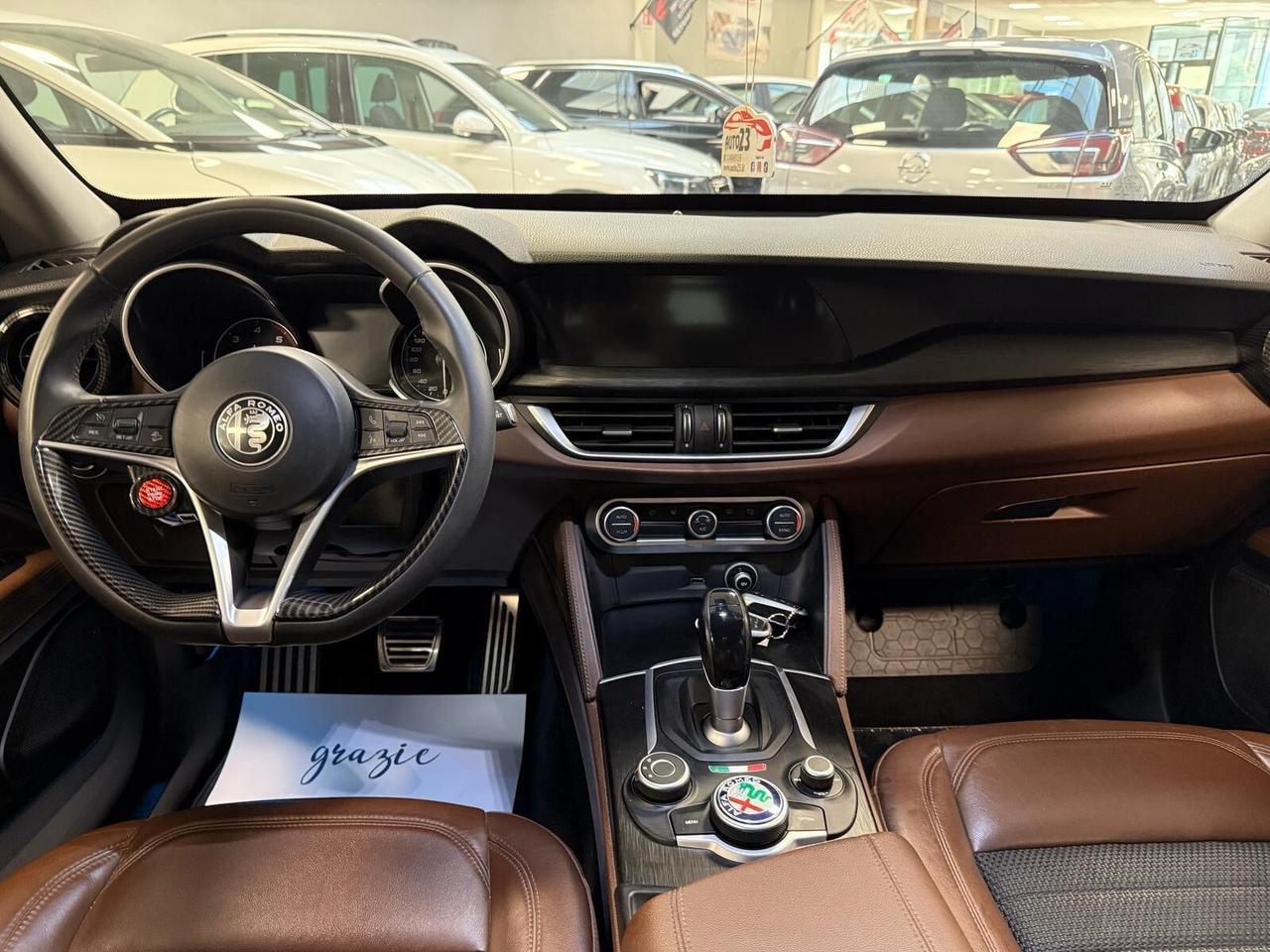 Alfa Romeo Stelvio 2.2 Turbodiesel 180 CV AT8 RWD Executive