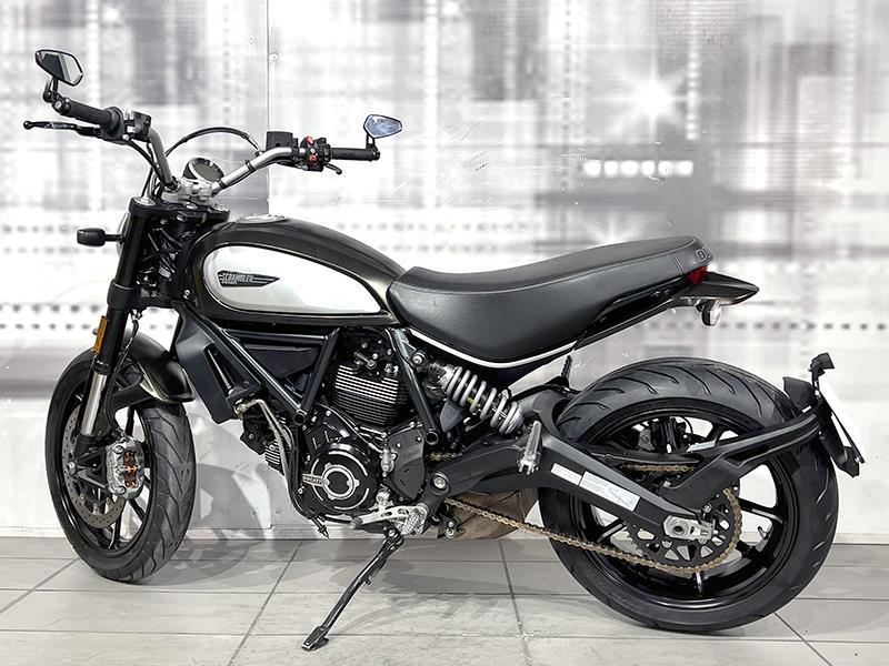 Ducati Scrambler 800 Icon