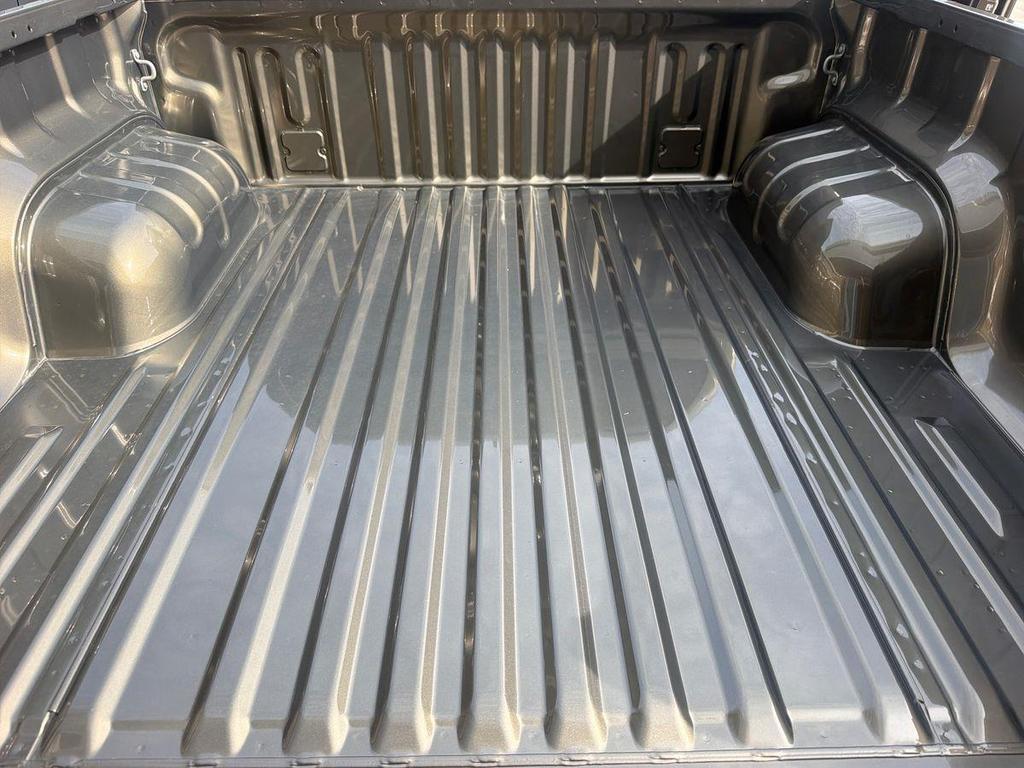 Toyota Hilux 2.8 d-4d 48V double cab Premium auto