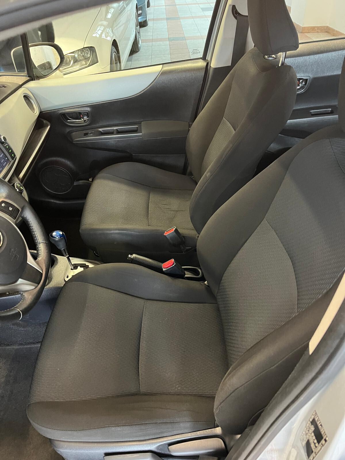 Toyota Yaris 1.5 Hybrid 5 porte Lounge