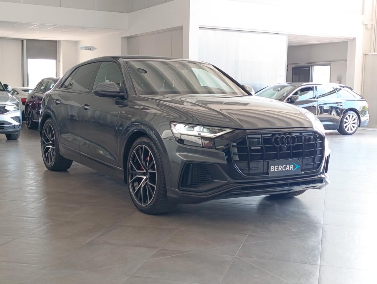 Audi Q8 55 3.0 tfsi mhev Sport quattro tiptronic