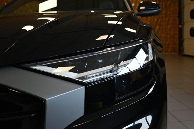 AUDI Q8 55 TFSI Q.TIP.SPORT ATT.2XS-LINE BLACKLINE 22"FULL