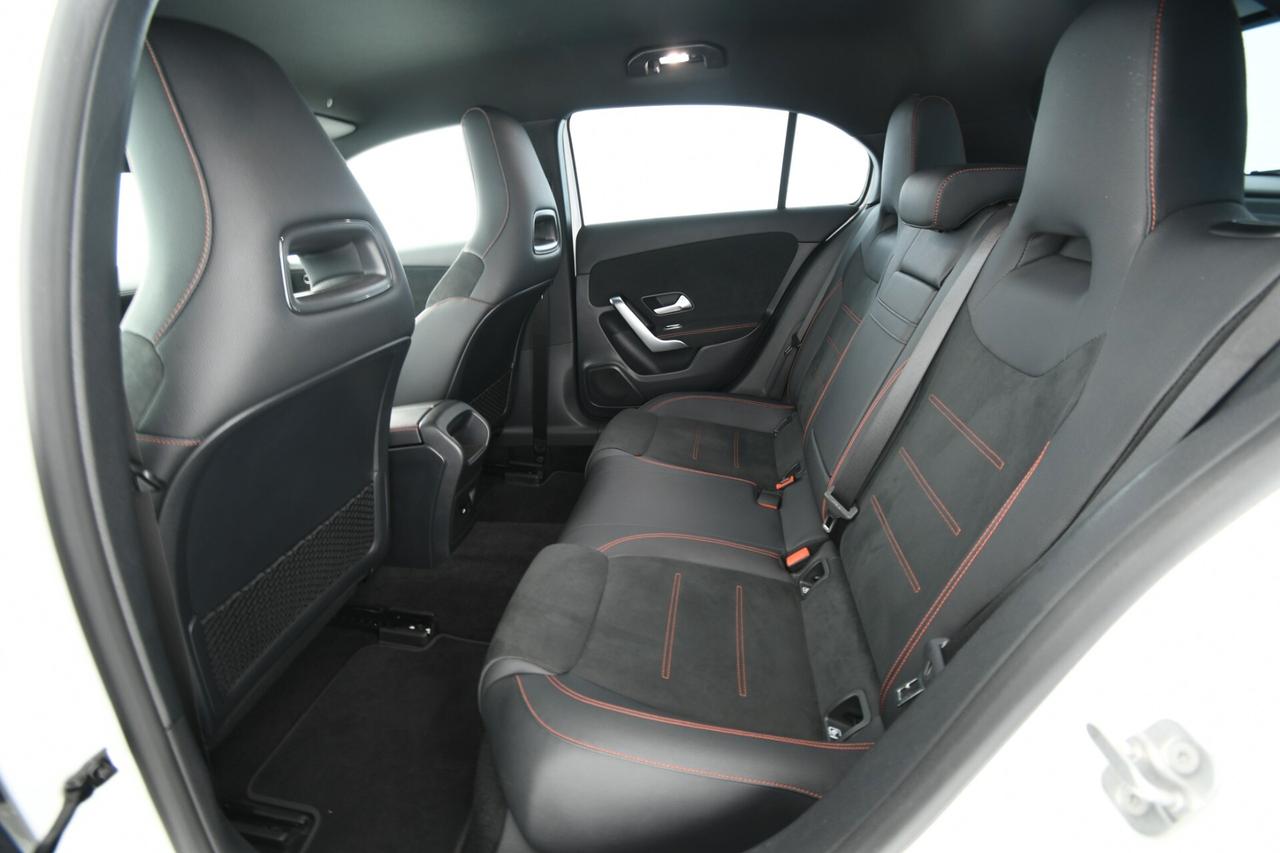 Mercedes-benz A 200 Automatic AMG Line Premium