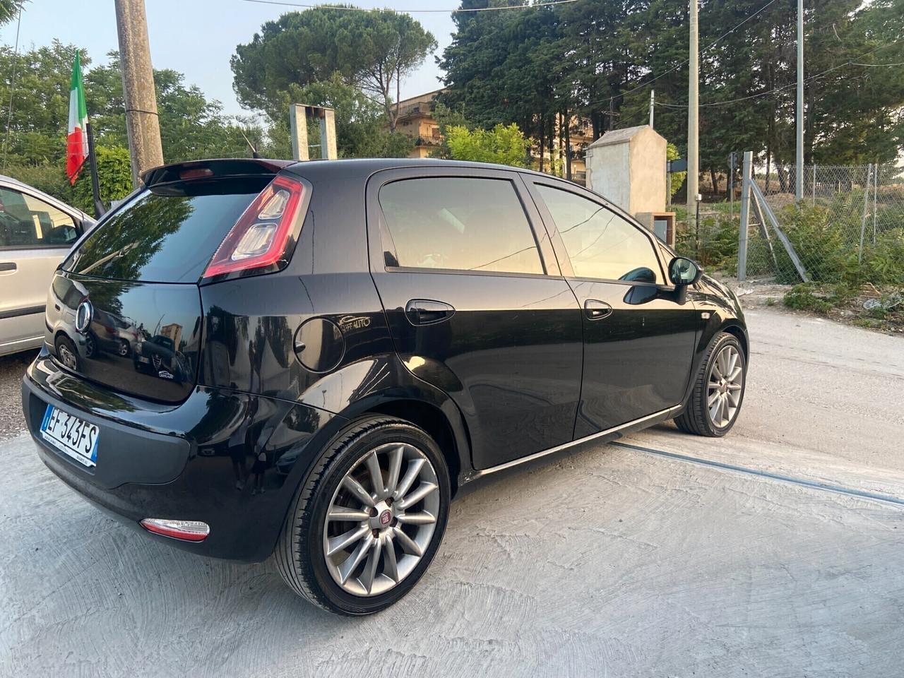 Fiat Punto SPORT 1.3 Mjt 75