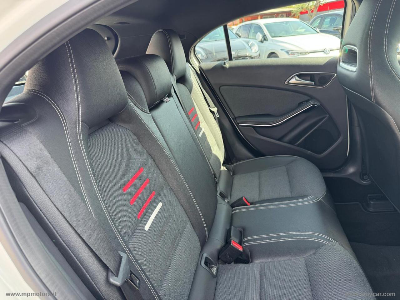 MERCEDES-BENZ A 180 1.5 d AUTOMATIC SPORT