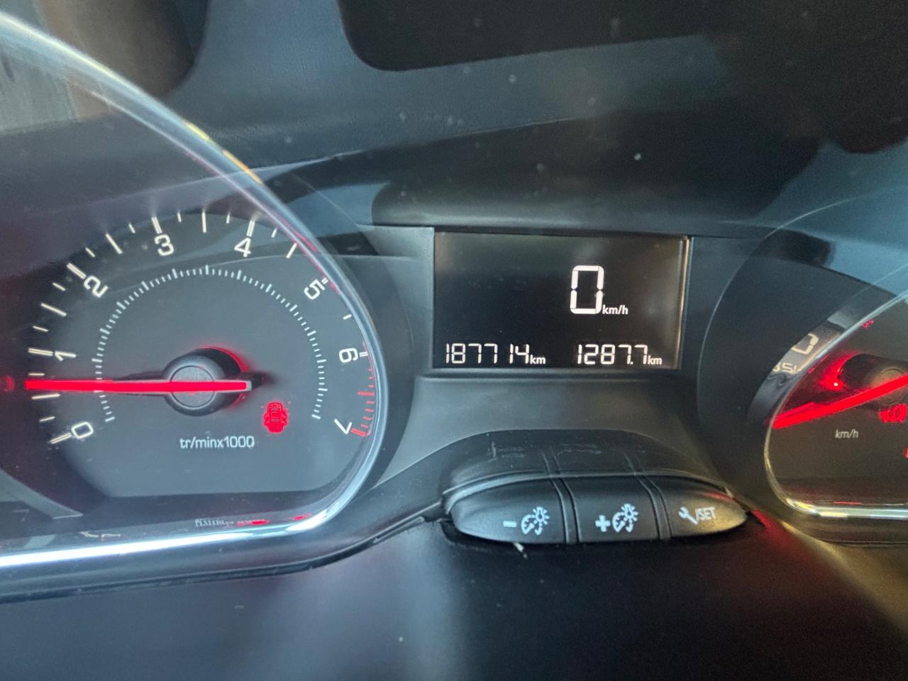 Peugeot 208 1.4 VTi 95 CV 5p. GPL Allure