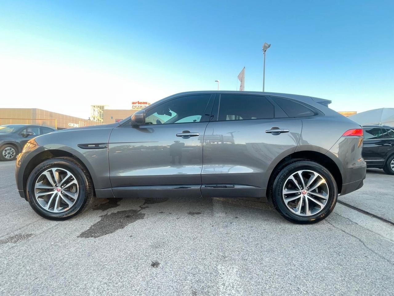 Jaguar F-Pace 2.0 D 180 CV AWD aut. R-Sport