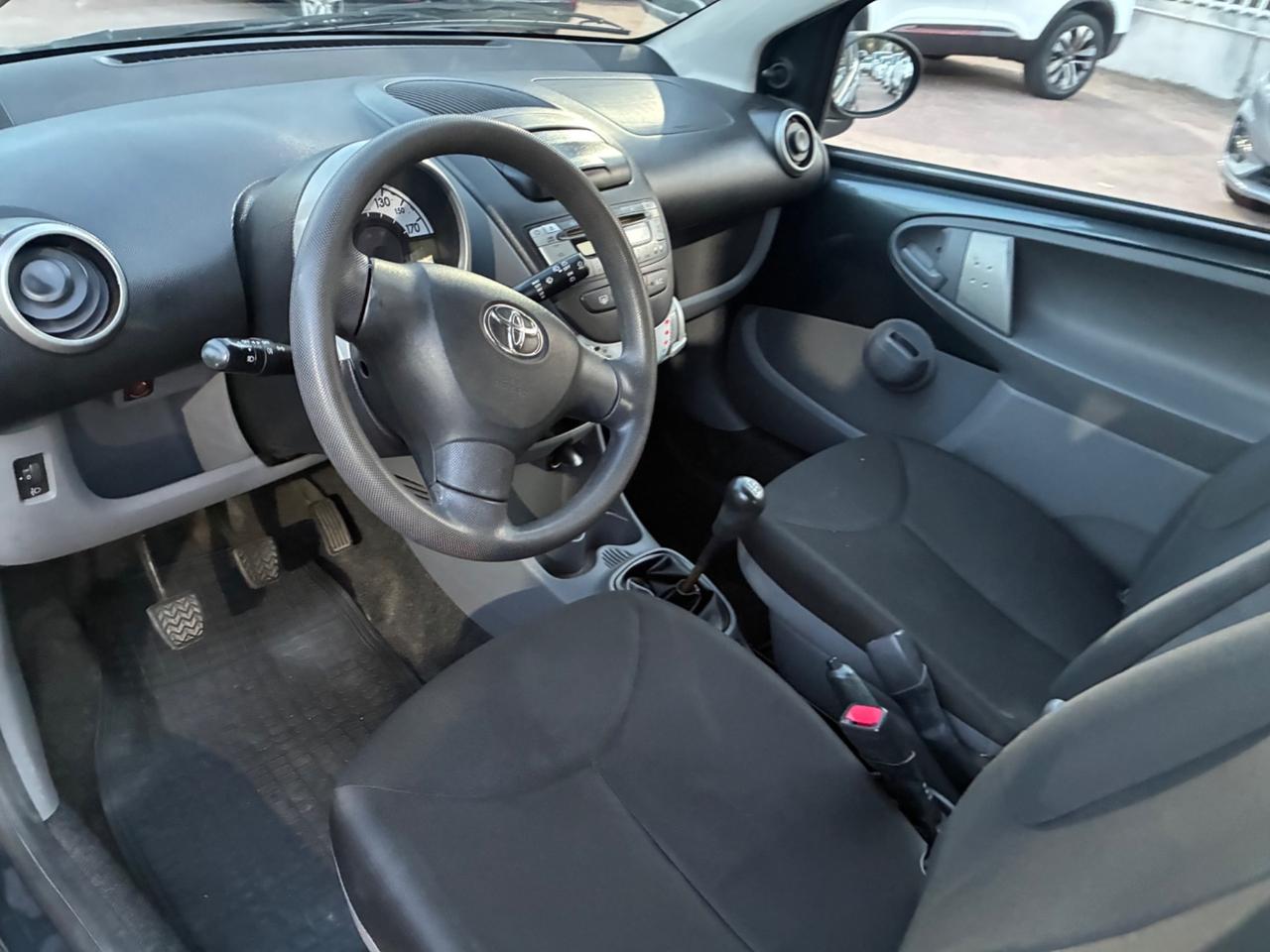 Toyota Aygo 1.0 12V VVT-i 3 porte Active Connect