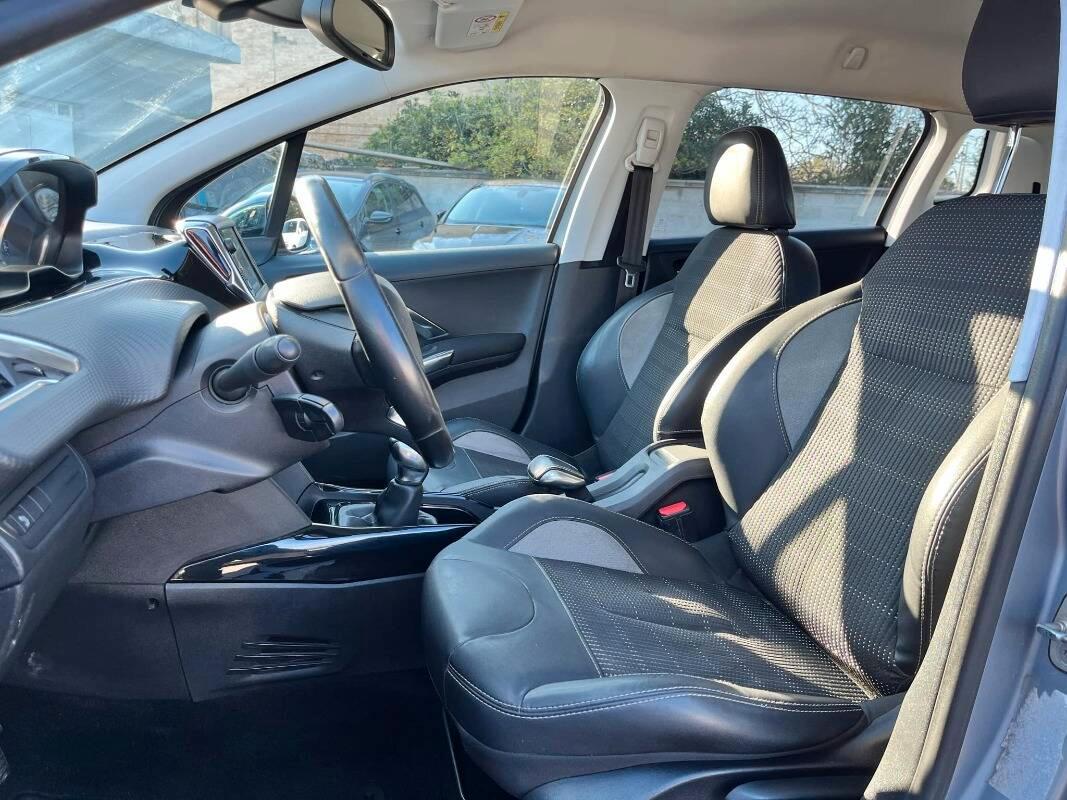 Peugeot 2008 1.6 bluehdi Black Matt 100cv